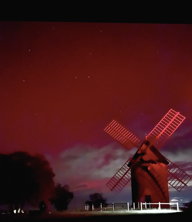 moulin_aurore_boreale.jpg