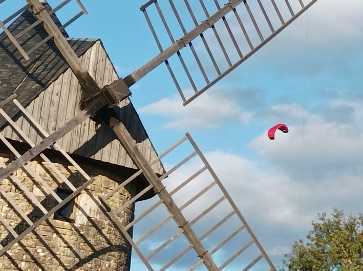 cerf_volant_moulin.jpg