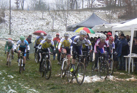 9cyclocross.jpg